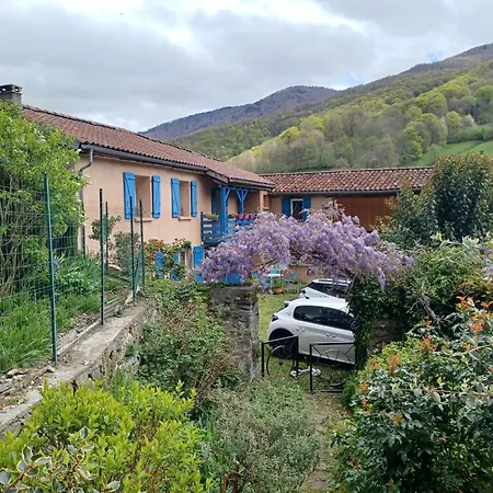 La Bergerie Holiday home Sost