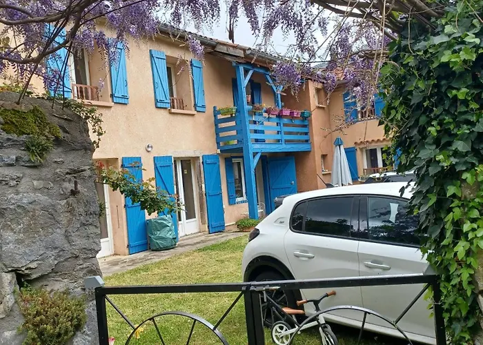 بيت للعطل La Bergerie Sost